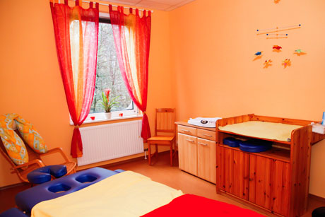 Foto: Wickelraum und Massagezimmer